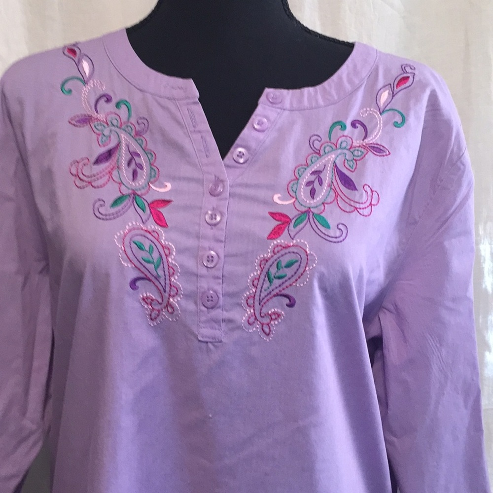 Blouse - Picture 2 of 7